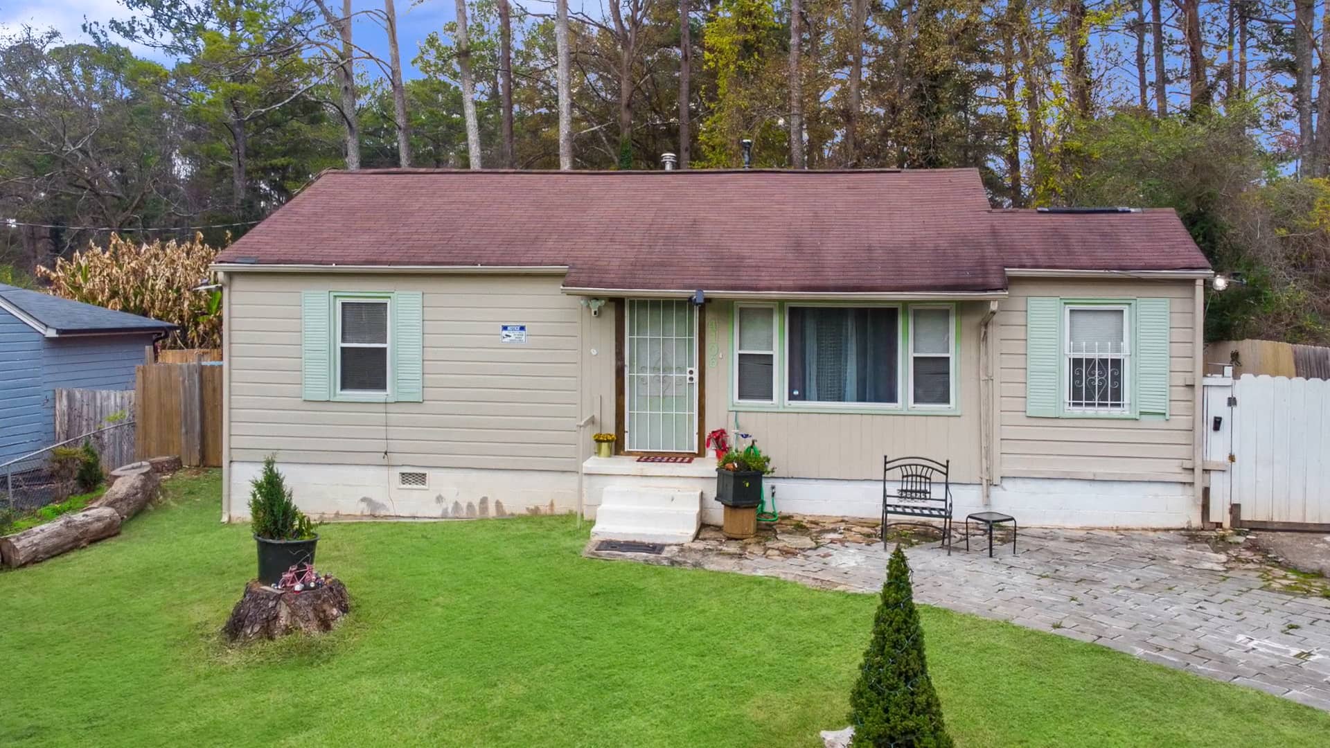 4106 Burgess Dr. Decatur, GA 30035 on Vimeo