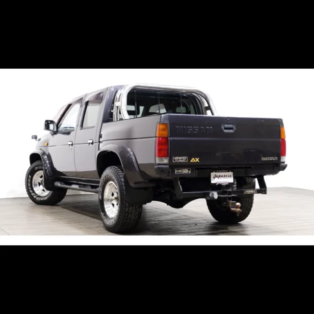 D21 fender deals flares