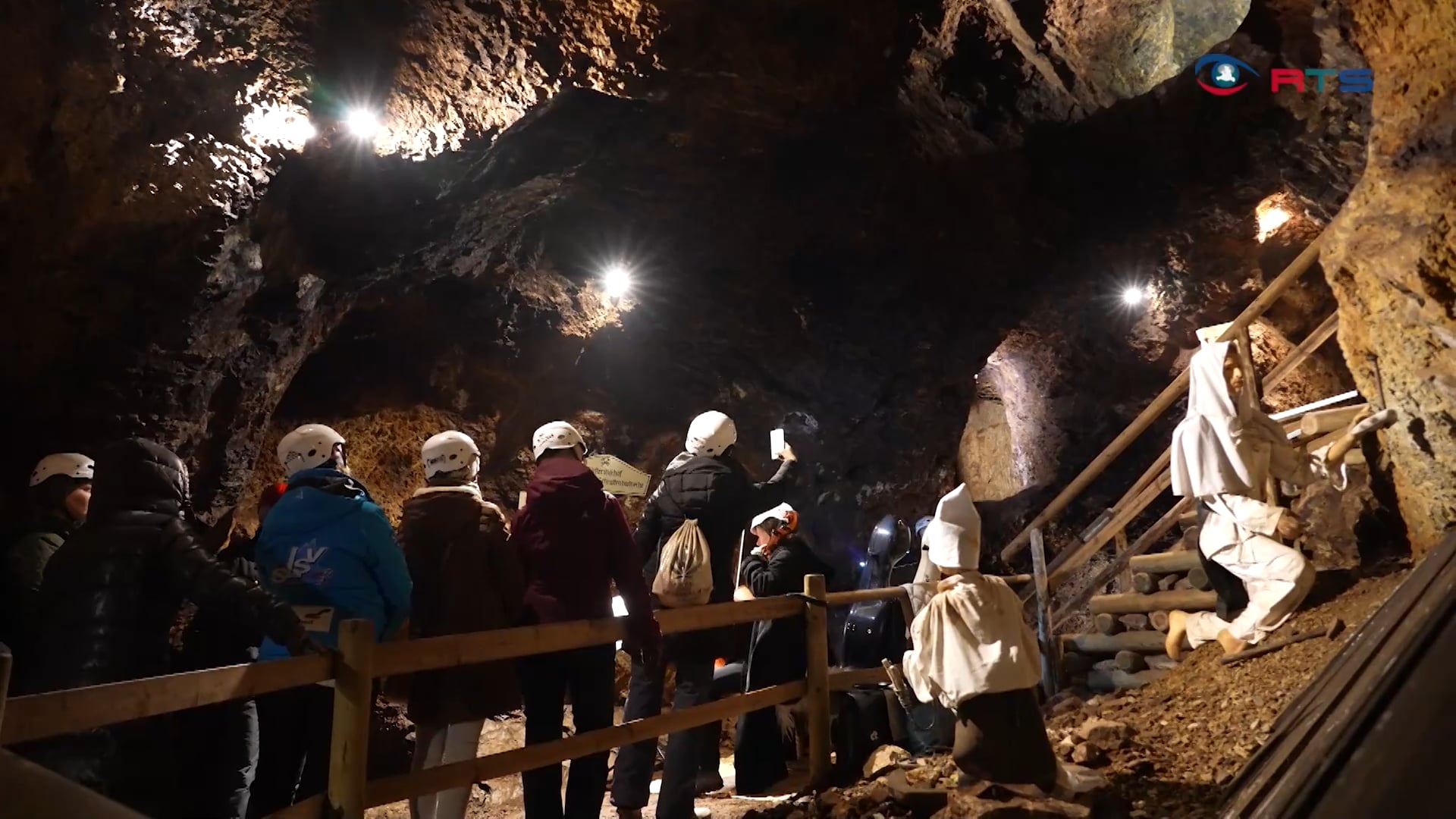 advent-unter-tage-salzburgs-aeltestes-bergwerk-laedt-zur-besinnung-ein