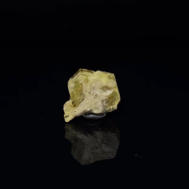 Chrysoberyl (twin) (2013 find)