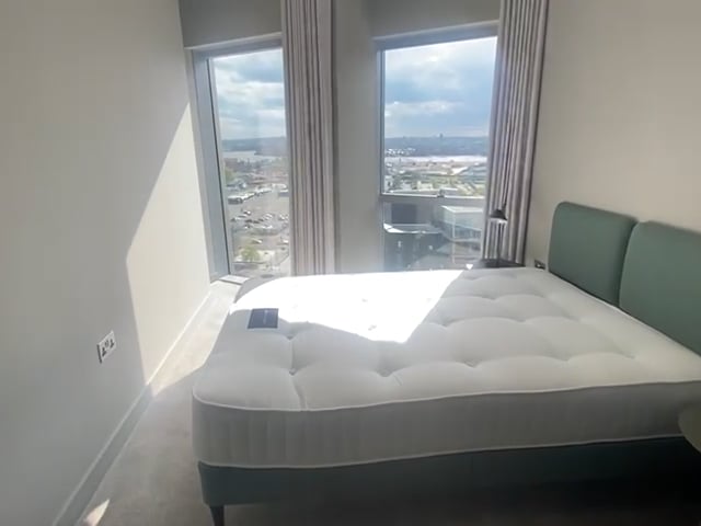 Double Room in North Greenwich Main Photo