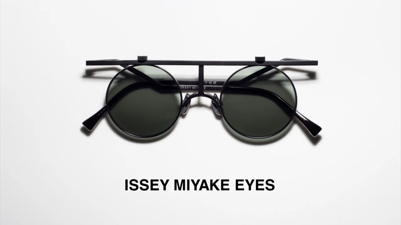 ISSEY MIYAKE EYES ITEM SERIES IM-101 – ISSEY MIYAKE ONLINE STORE