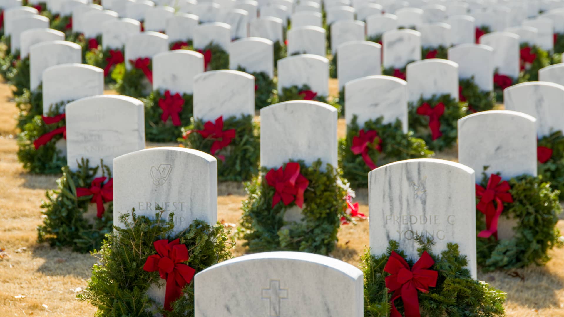 Wreaths Across America - 2022 Highlight - Georgia National Cemetery ...