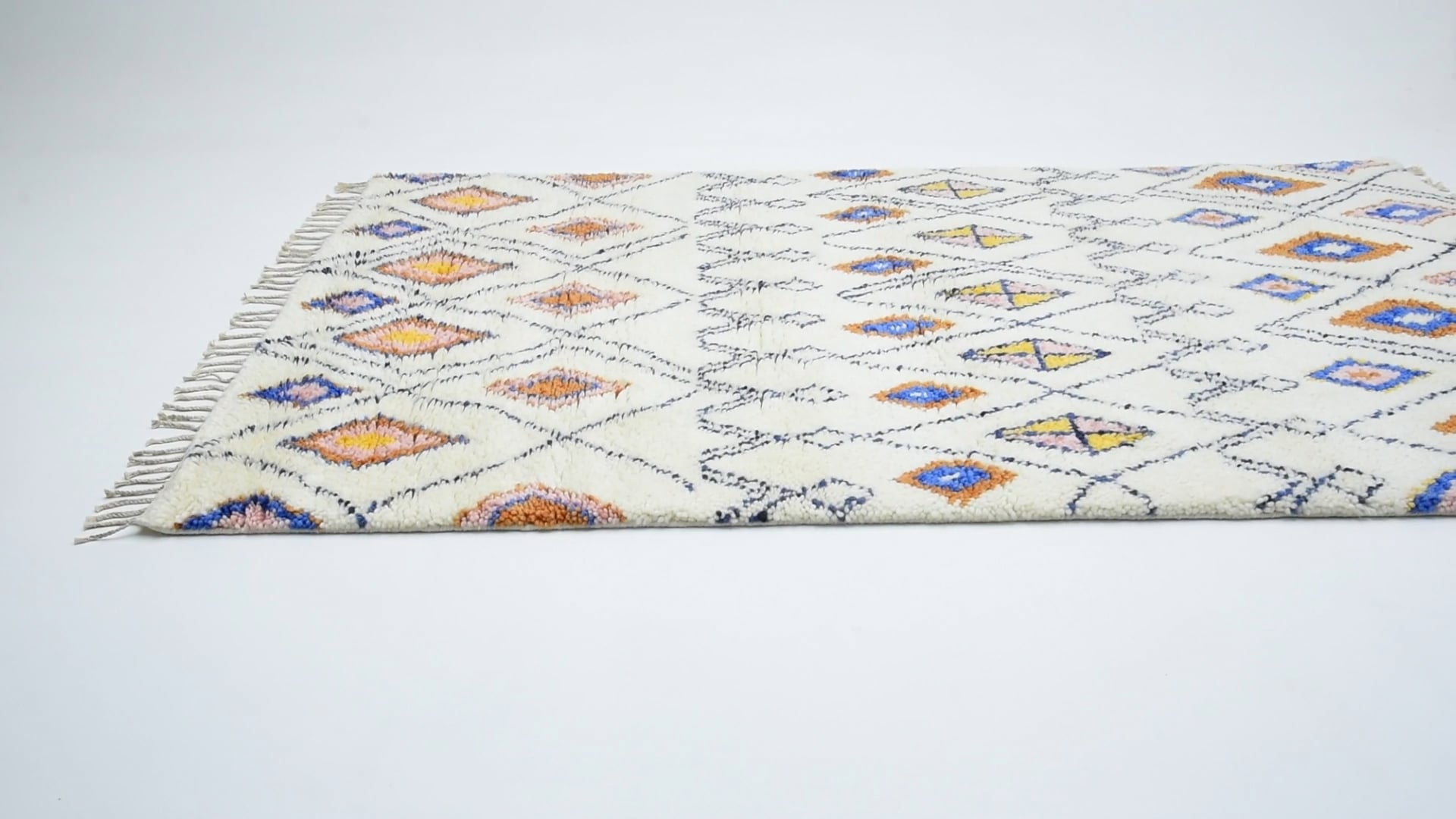 Mila, Handmade Area Rug 3'0"x5'0", 9 x 12 Scandinavian Area Rugs