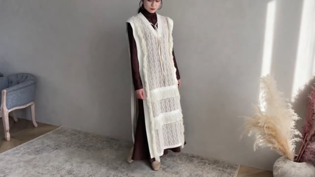 新品タグ付き】Acka mesh fringe long vest | myglobaltax.com
