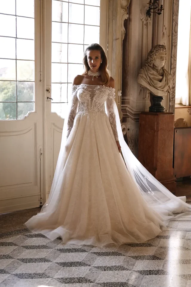 Сrème de la crème-Collection : Wedding dresses-Collections Asteria