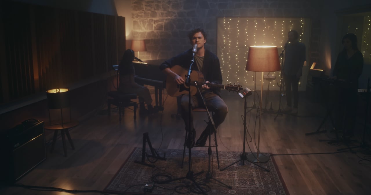 VANCE JOY ¨DONT FADE¨ Live