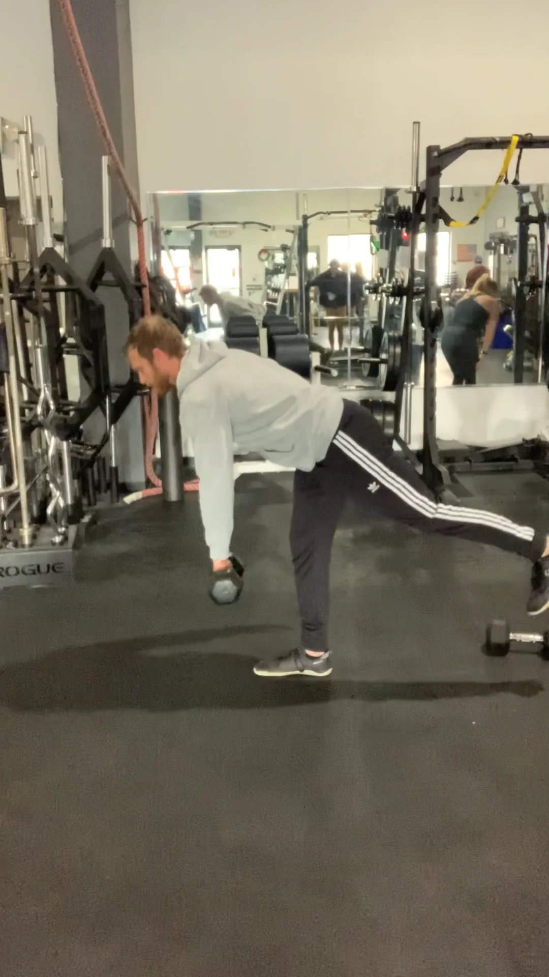 Single Leg RDL (One DB) on Vimeo