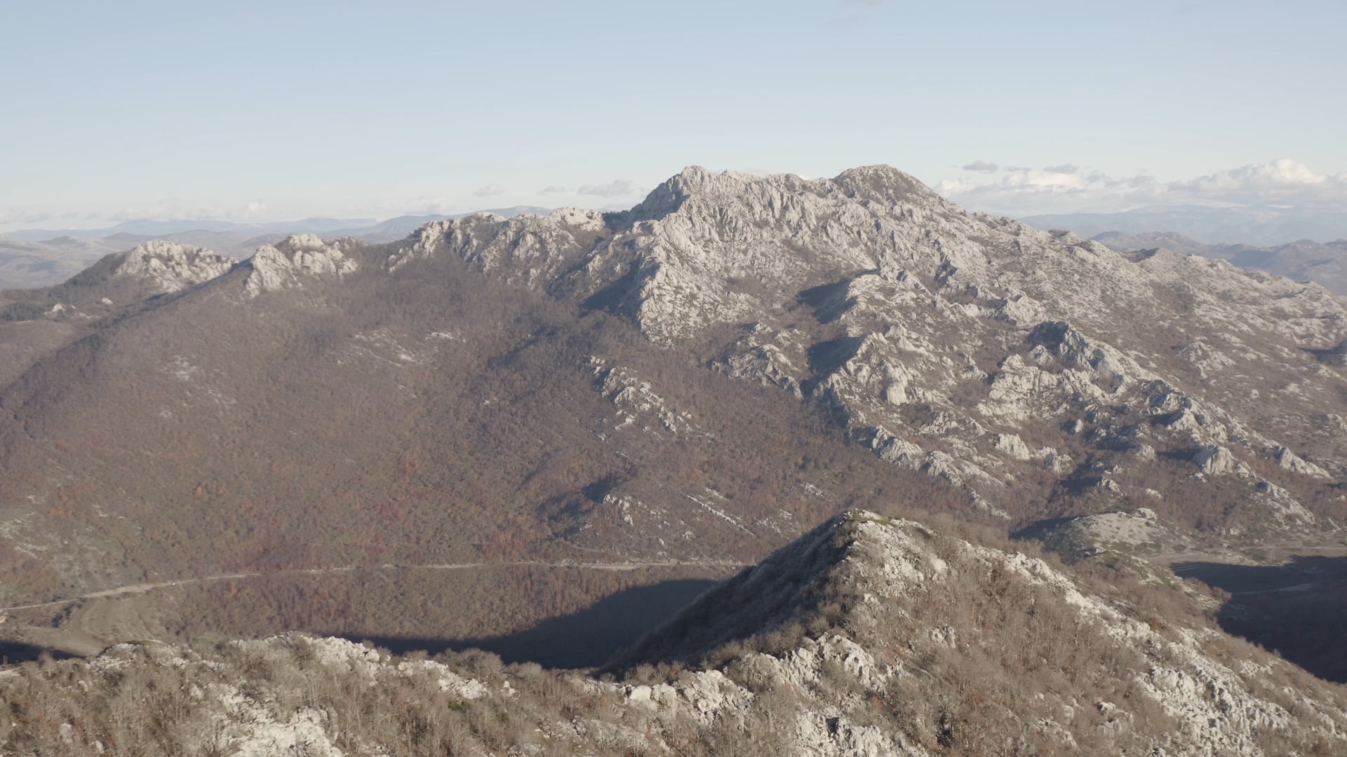 Mountain hills extended view