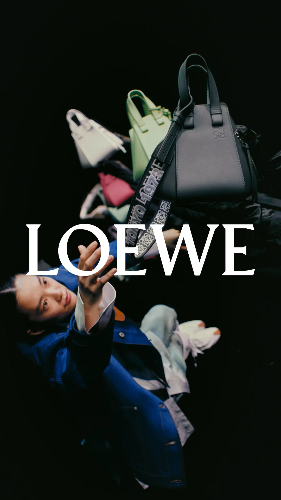 LOEWEの日本展開50周年を記念した限定バッグコレクション『TOKYO LOEWEの日本展開50周年を記念した限定バッグコレクション『TOKYO