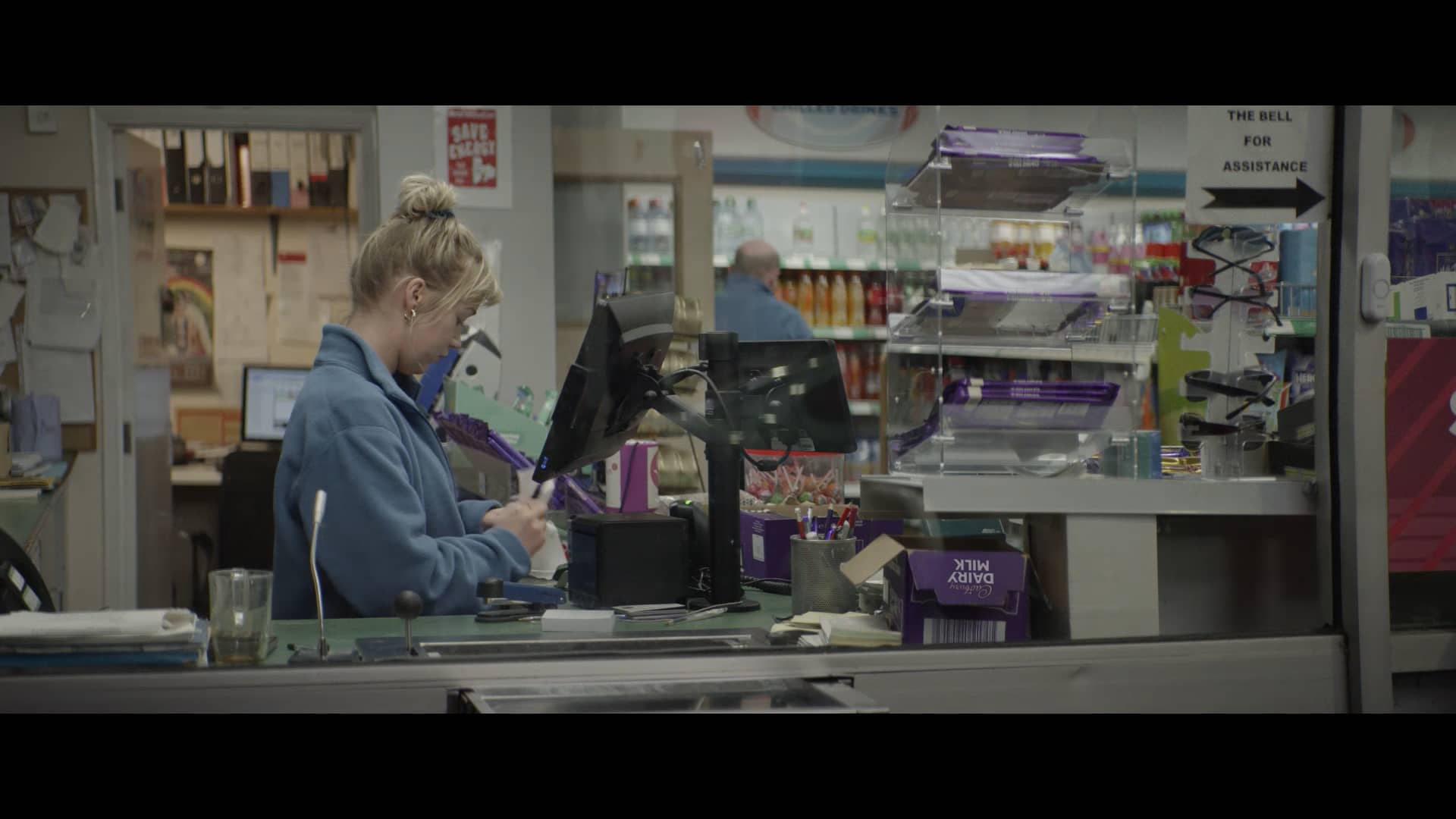 VCCP Cadbury Dairy Milk Garage on Vimeo