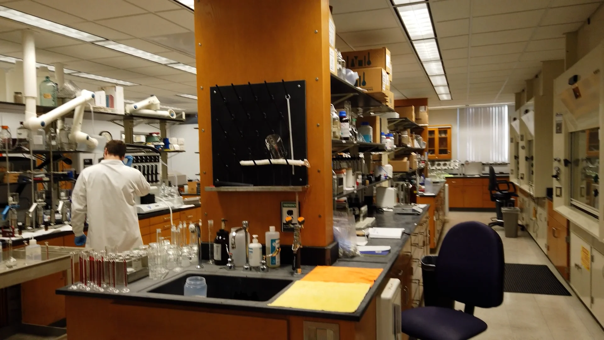 Micro Lab video tour Jan 2023 MASTER .mp4 on Vimeo