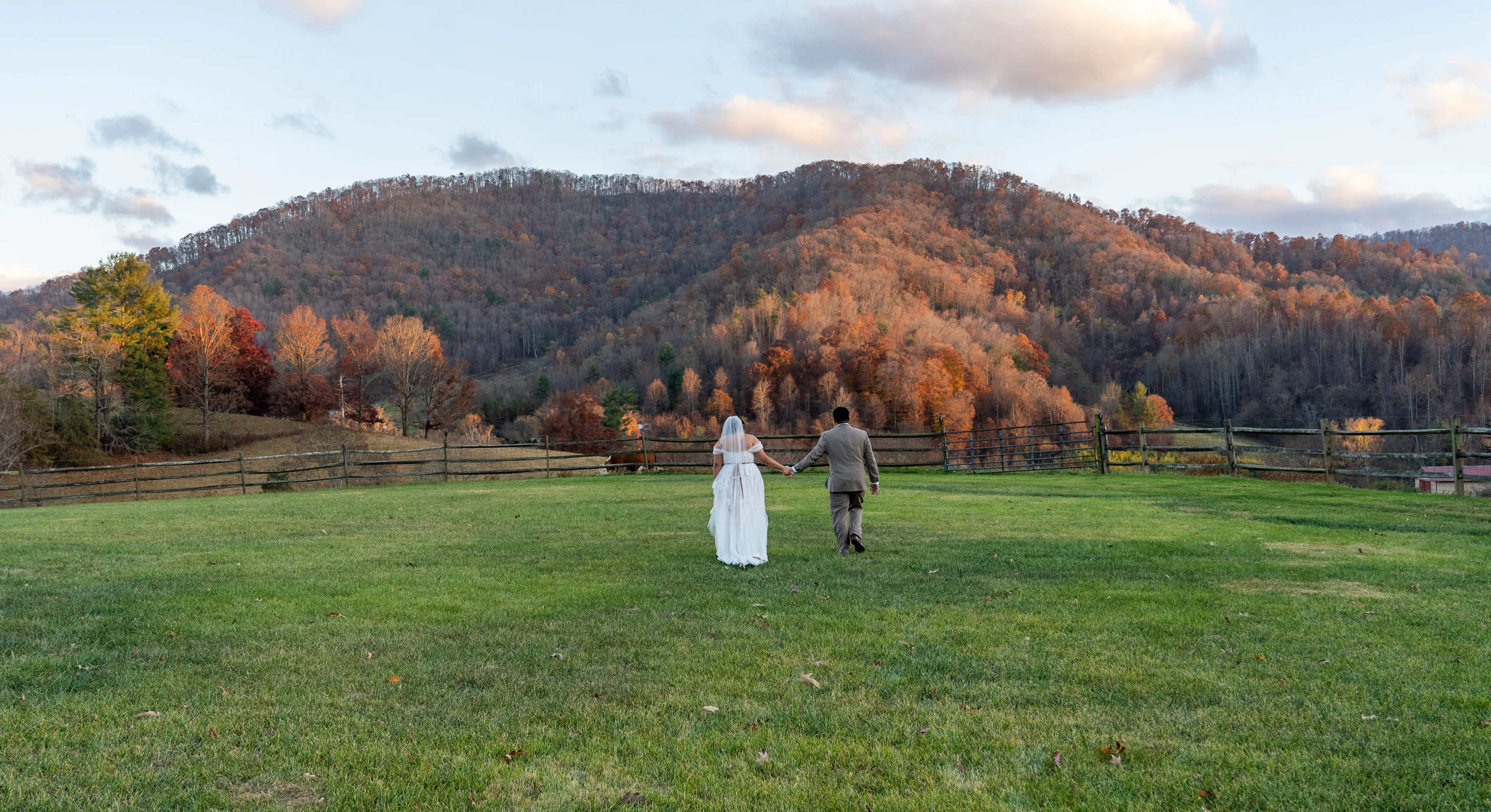 Katy & Elias' wedding at Claxton Farm. on Vimeo