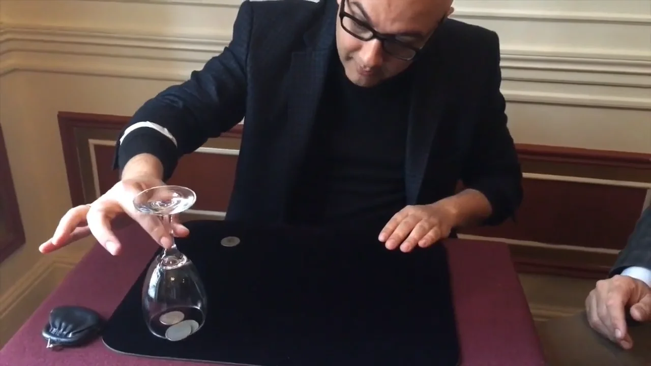 レイザー・マトリックス