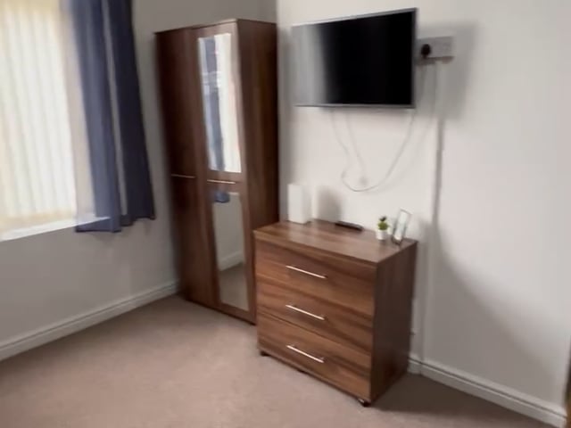 Video 1: Room 1