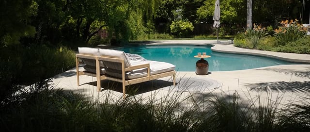 Saranac Chaise