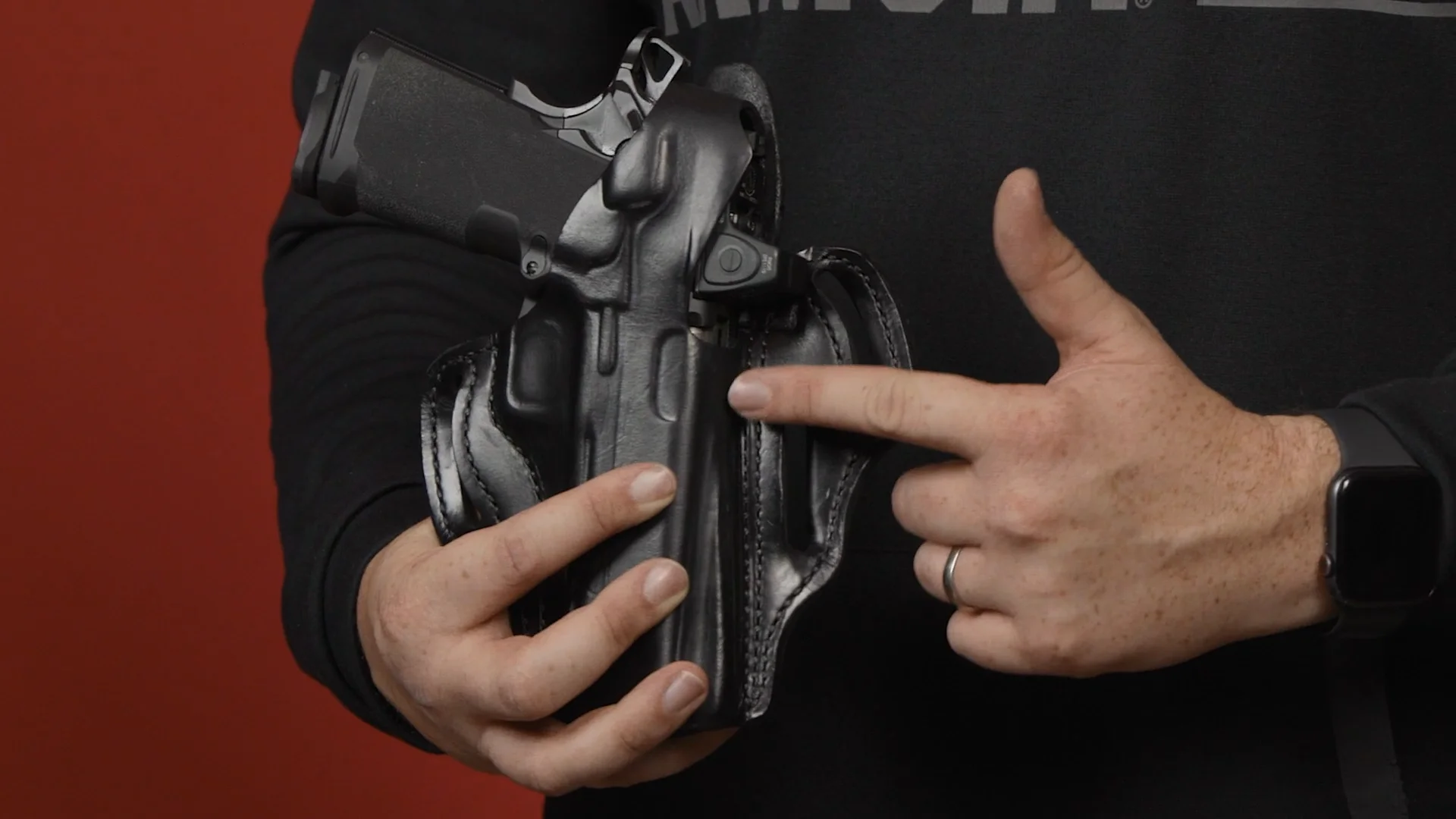 DeSantis Speed Scabbard Holster - Right Hand, Black, For Colt Government Model 1911 (No Thumb Break)