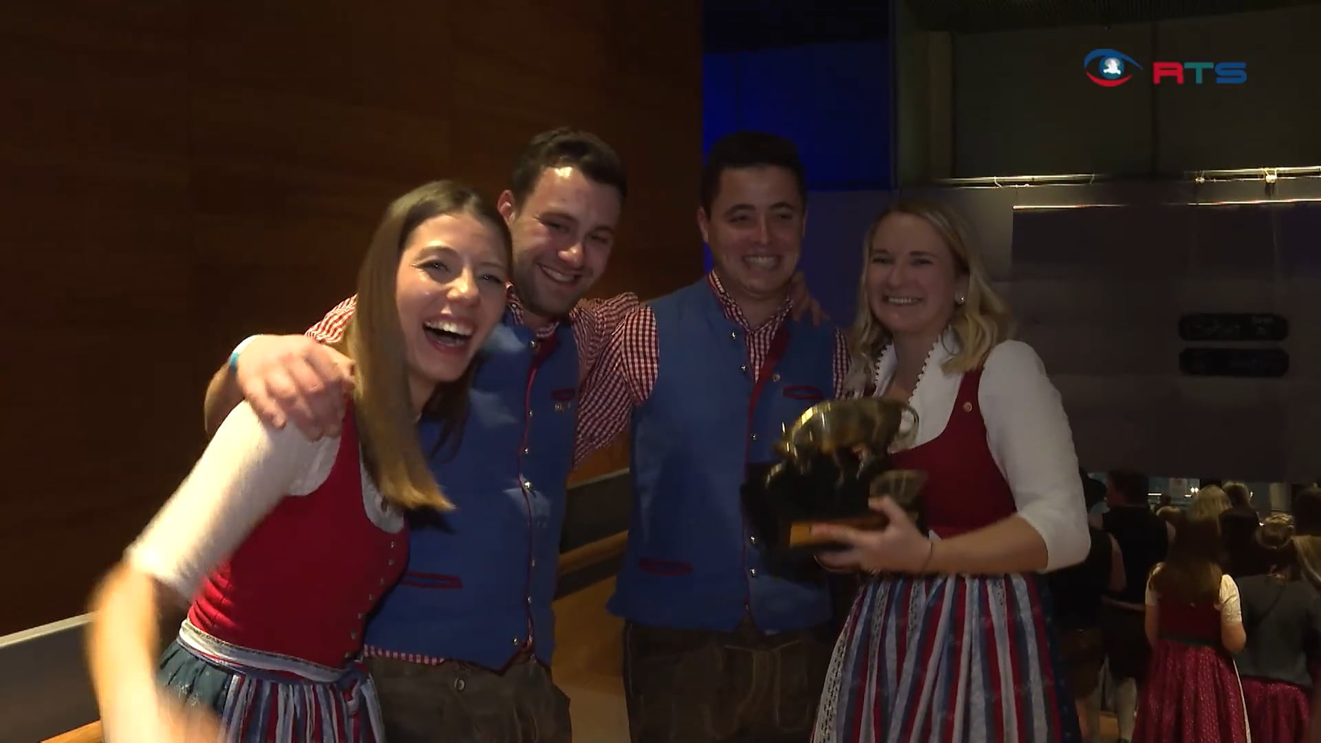vergabe-des-salzburger-landjugend-stiers-in-zell-am-see