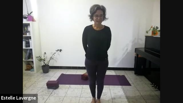 Yoga matinal : dos, abdos, let's go
