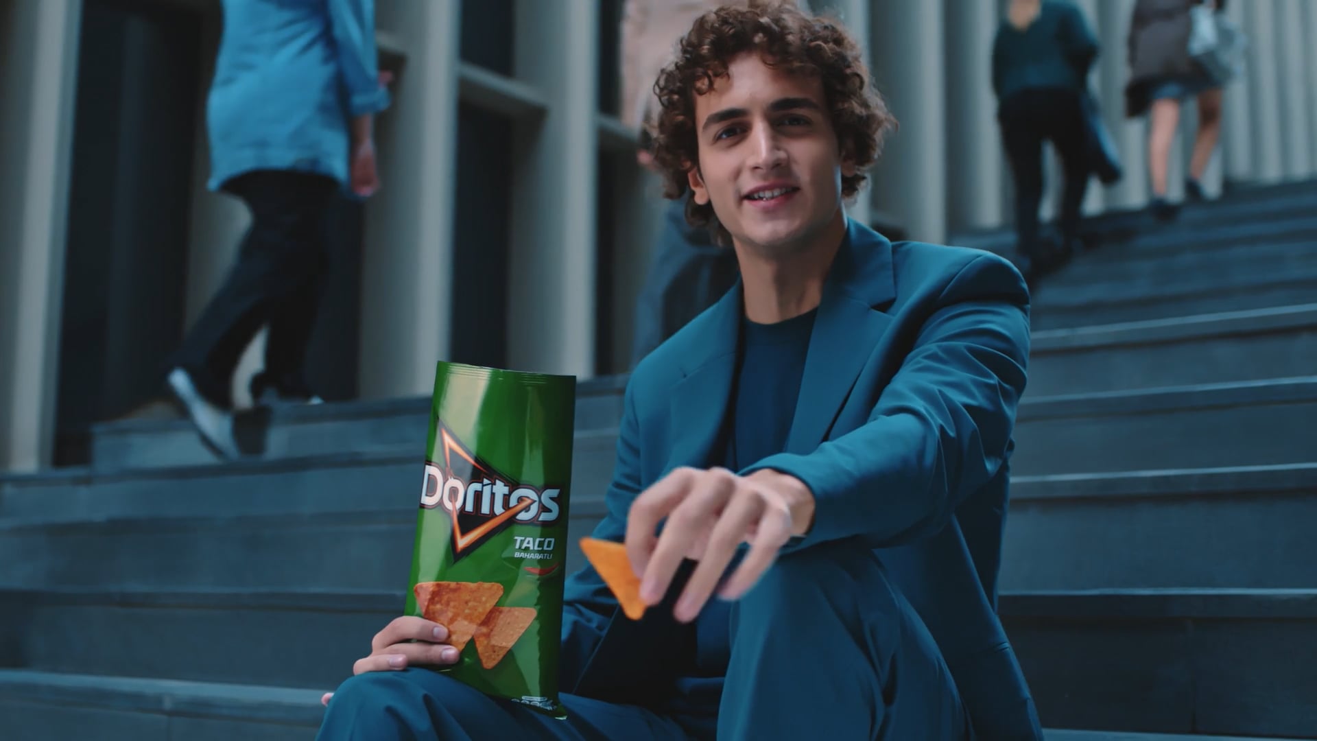 Alexander Martynov DOP-Doritos_Ornek Genc