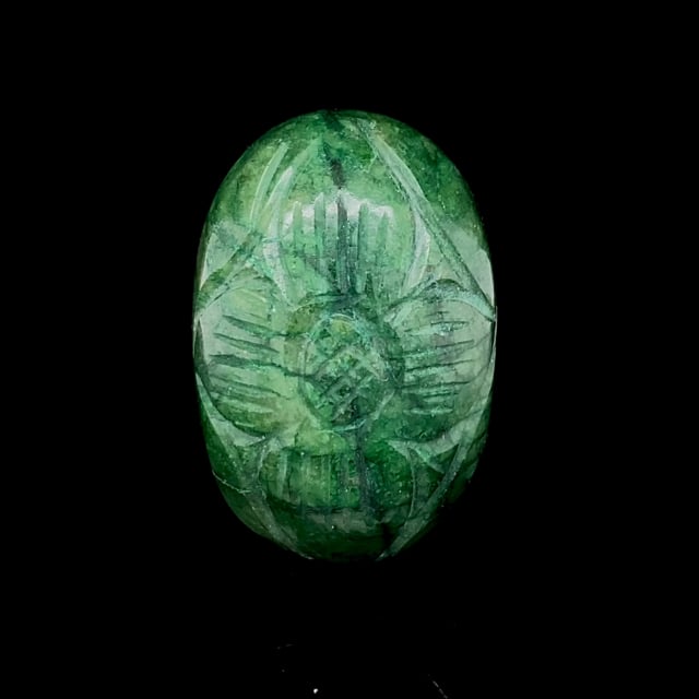 Emerald Carving, Flower