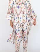 Video: COAT NIVA HANOI ECRU
