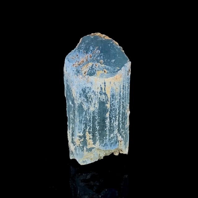 Aquamarine (rich color)