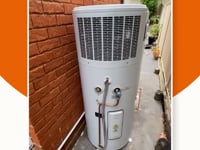 installation of Aquatech Rapid X6 210L Heat Pump