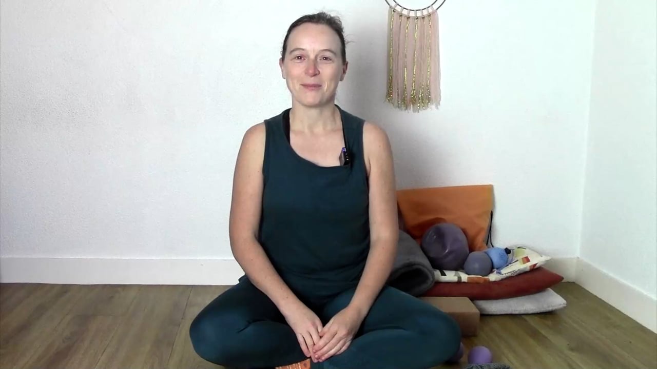 Jour 21. Mon esprit se libère grâce au Yoga Balles avec Aurélie Langlais (30 min)