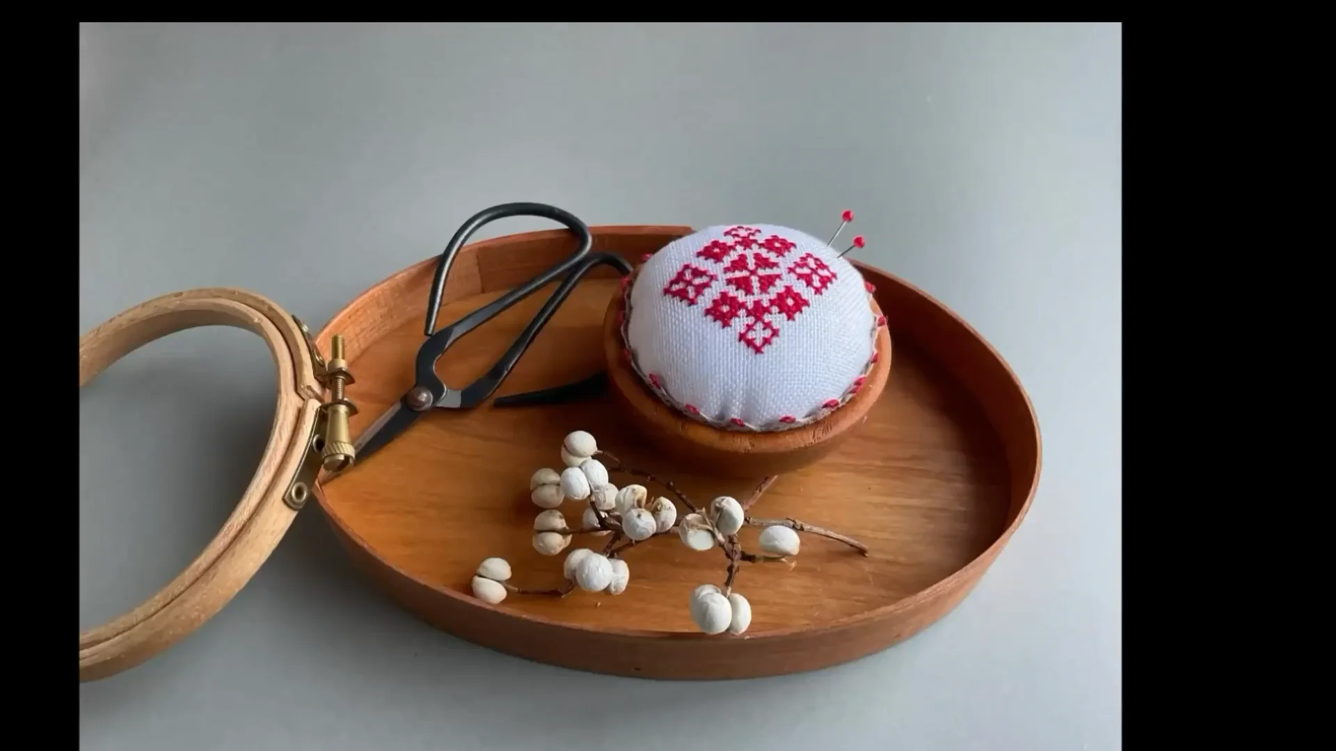 コースレッスン】クロスステッチでつくる可愛いピンクッション講座