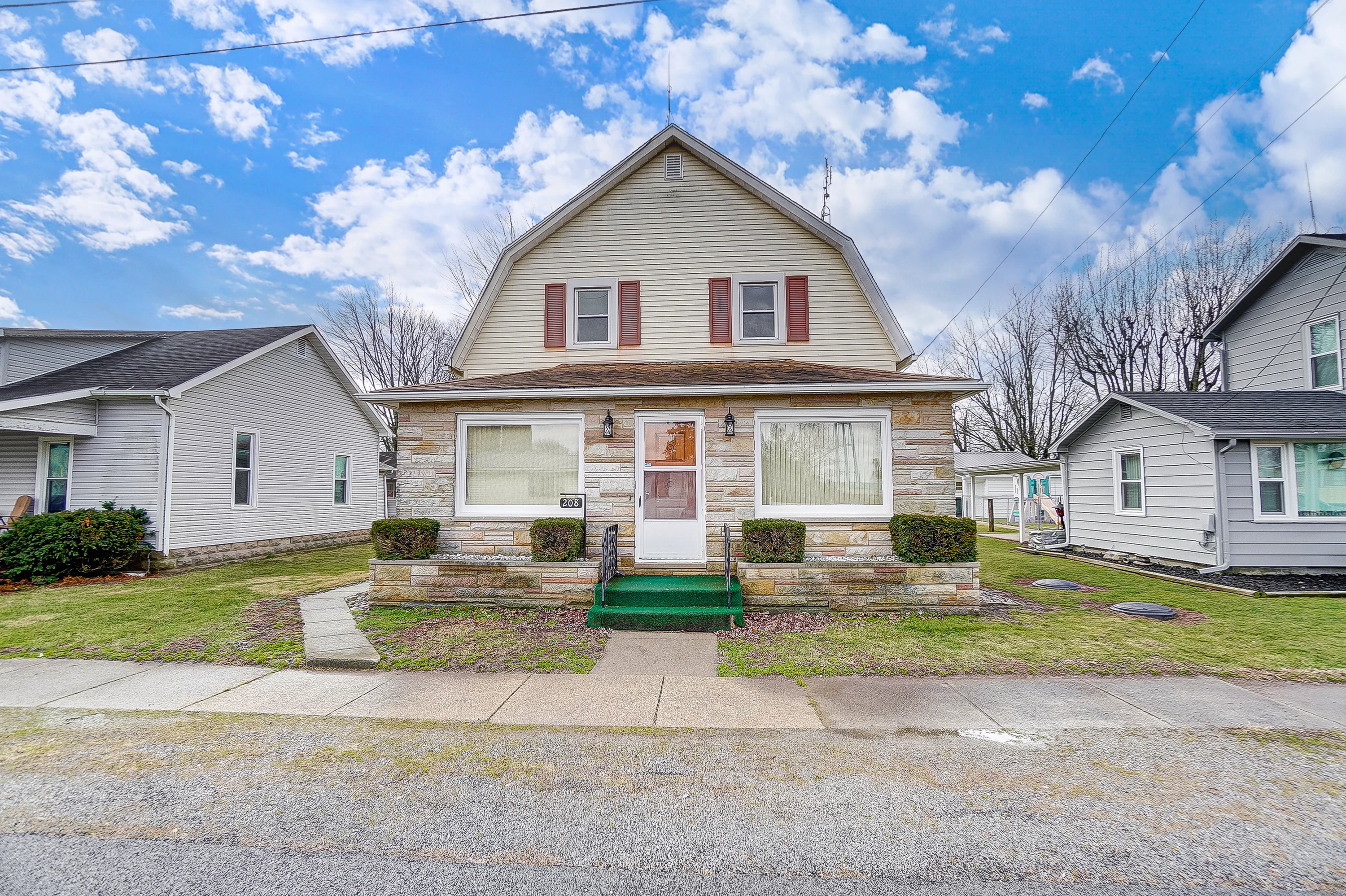 208 W South St Middle Point OH 45863 on Vimeo