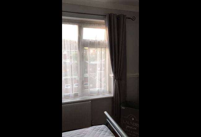 Modern Double Room Nicely Decorated & Furnished Main Photo