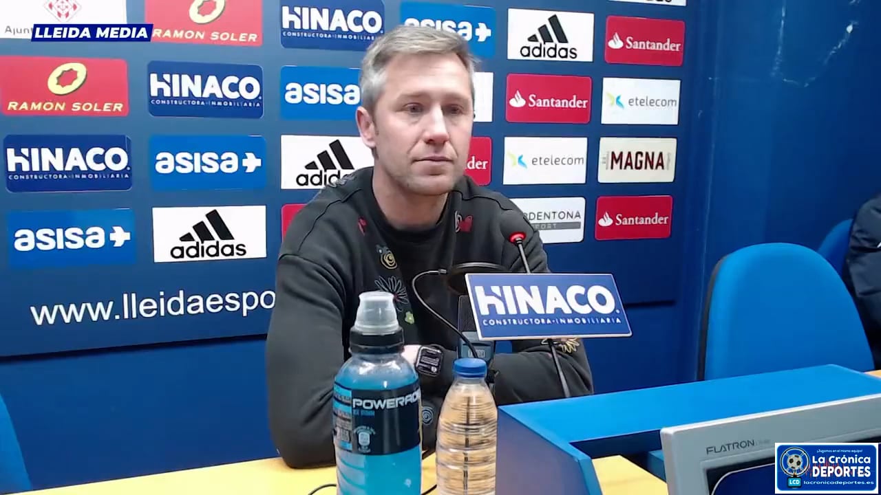 VÍCTOR BRAVO (Entrenador Teruel) Lleida 0-0 CD Teruel / Jornada 18 / 2ª RFEF - Grupo 3 / Fuente: CD Teruel 