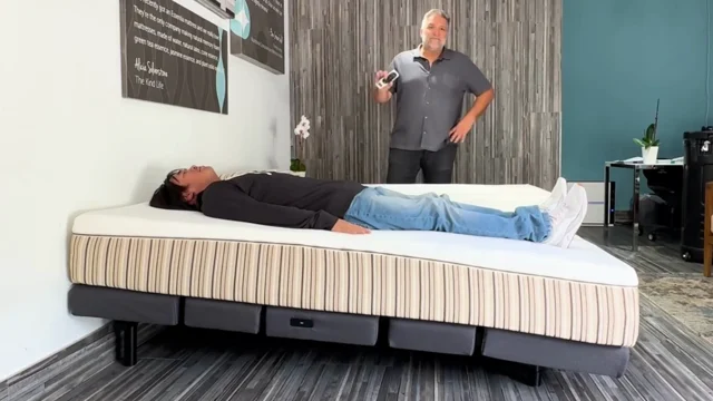 Incline on sale baby mattress