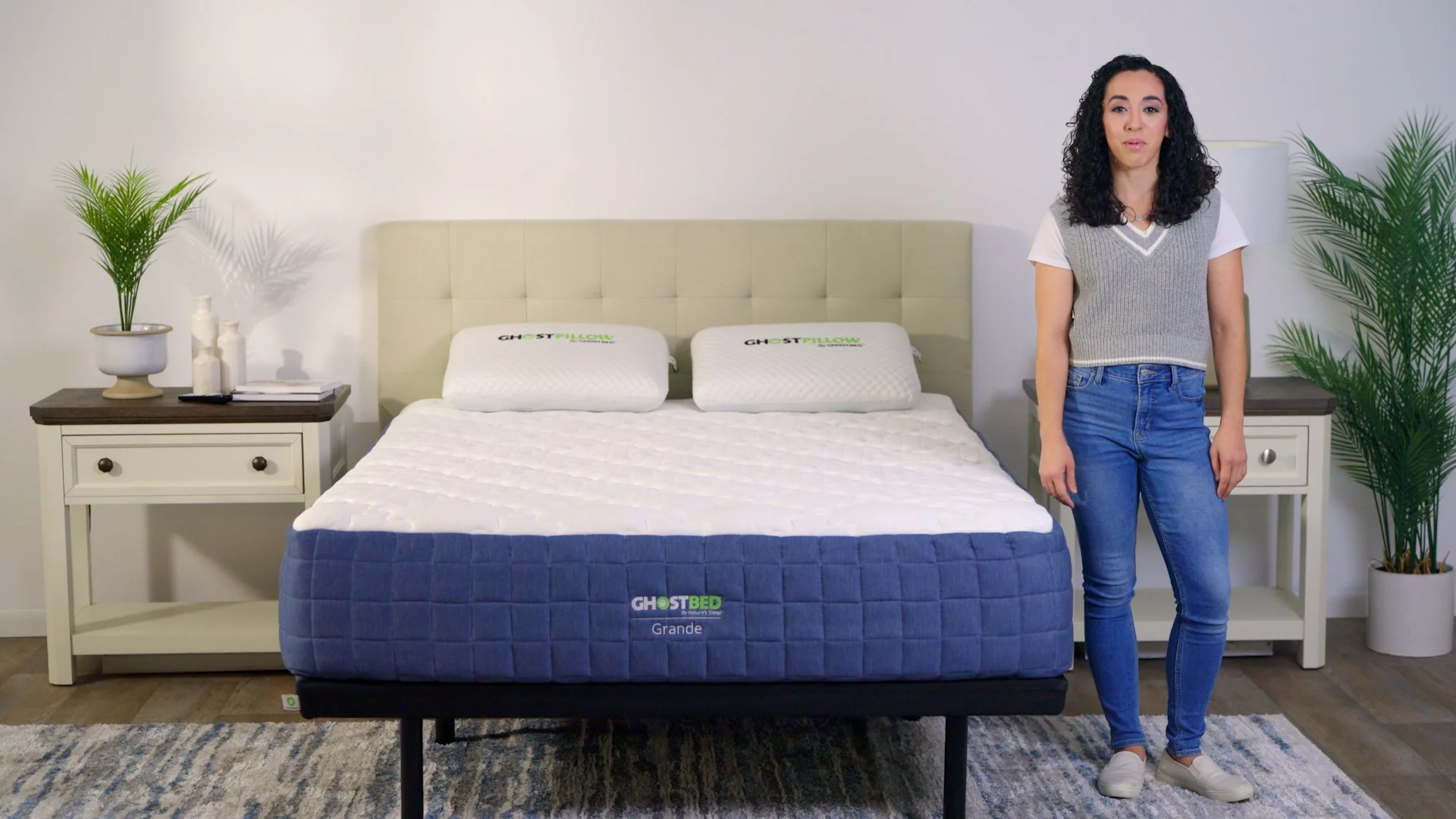 GhostBed Grande Mattress Overview on Vimeo