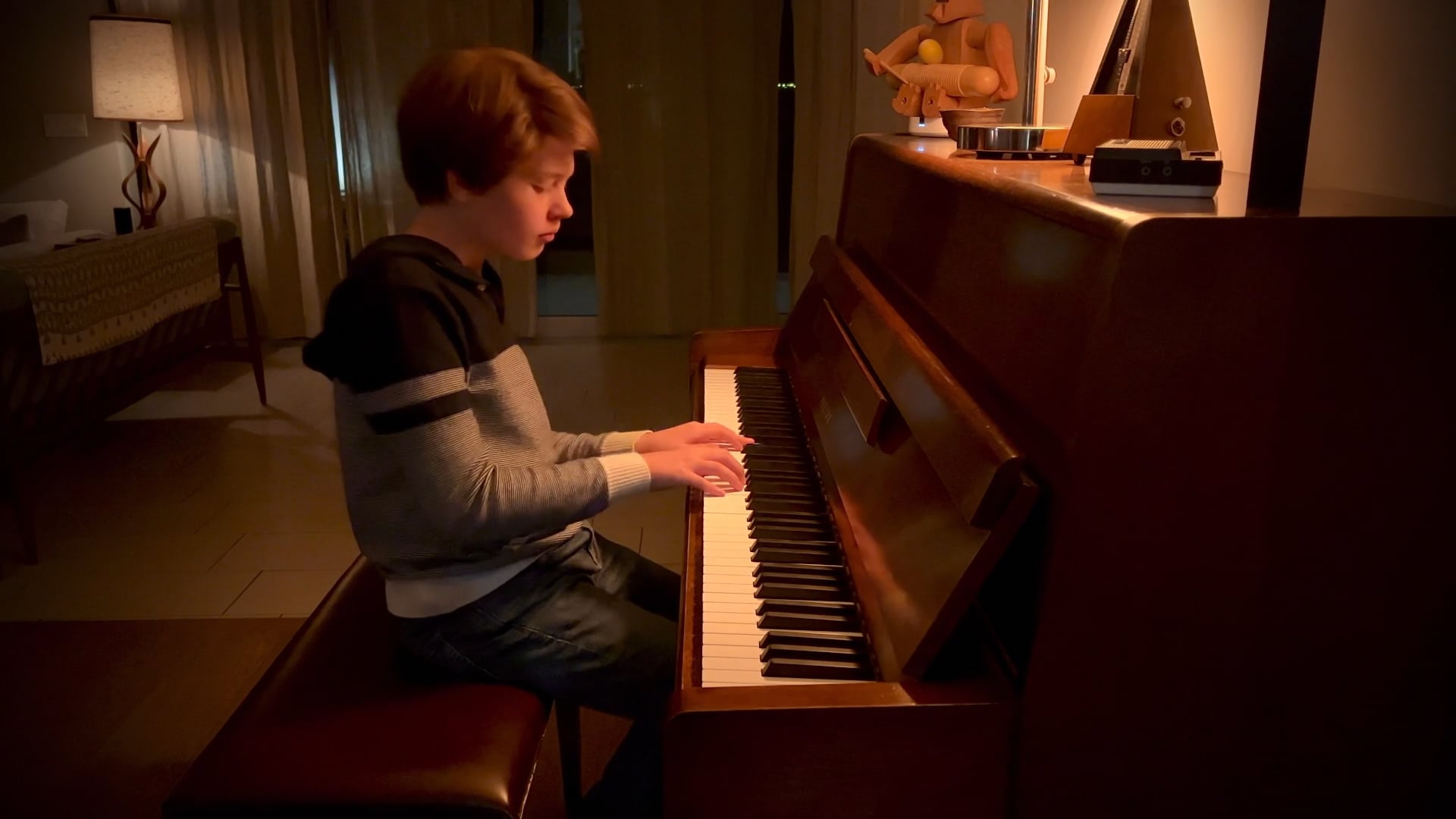 Leander Lewis PIANO - Burnham, Glass