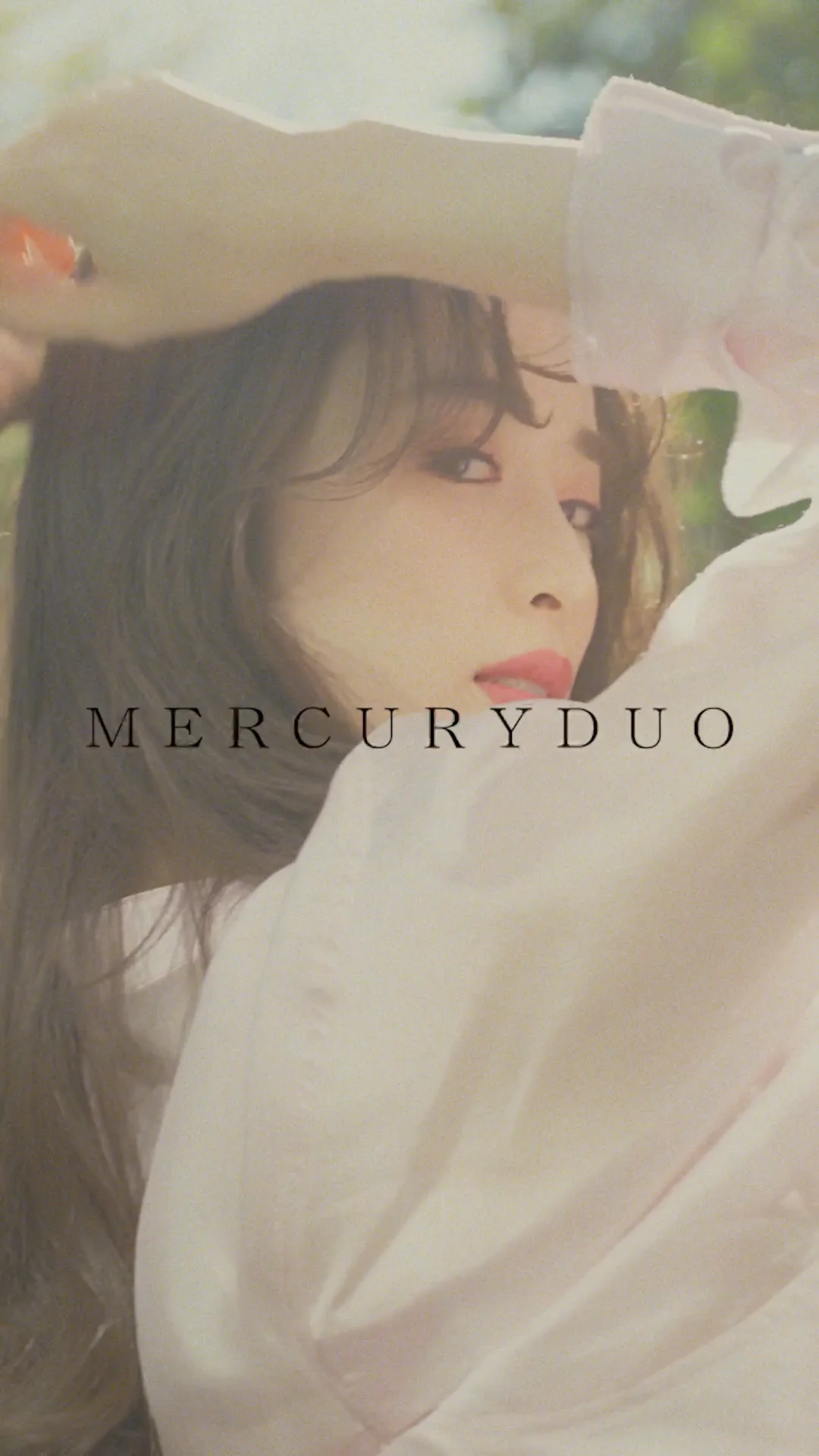 ぼかしフラワーメッシュリバーシブルスカート MERCURYDUO（マーキュリーデュオ）の「ぼかしフラワーメッシュ