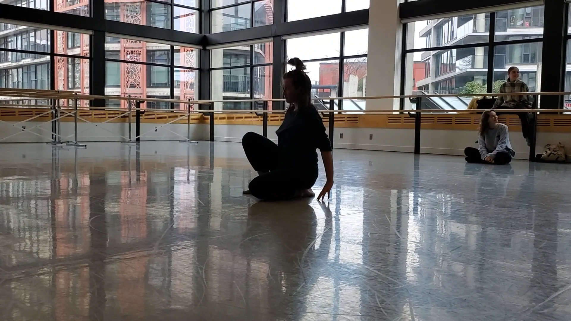 Short Movement Phrase on Vimeo