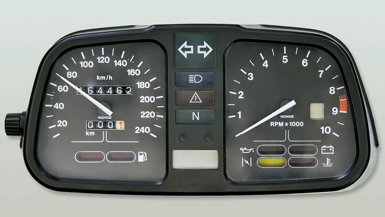 BMWk100RS 取り外し How to repair BMW K100, K75, K1100RS, K1100 LT and K1 instrument