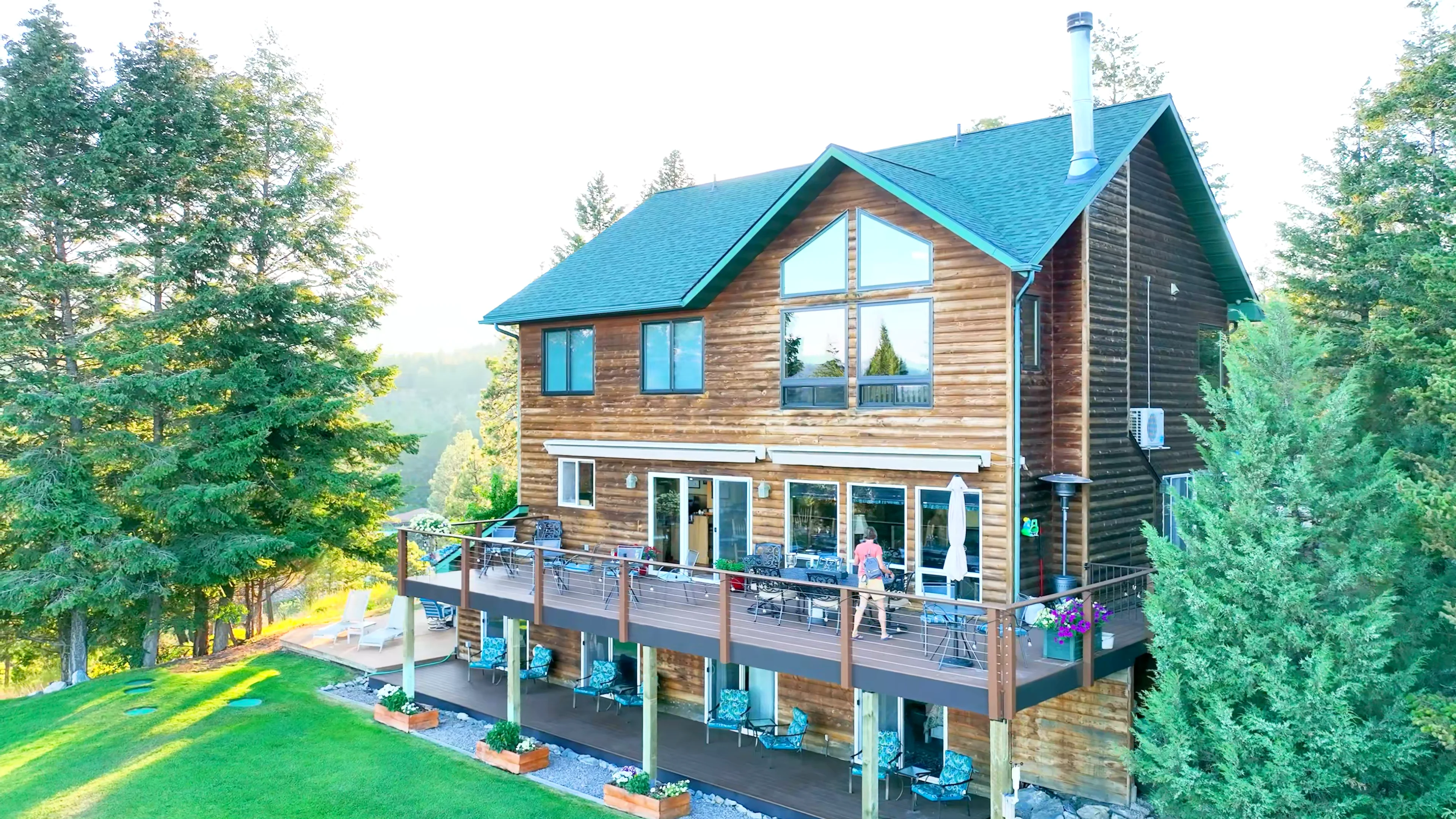 Lodging on Flathead Lake Near Glacier National Park MT