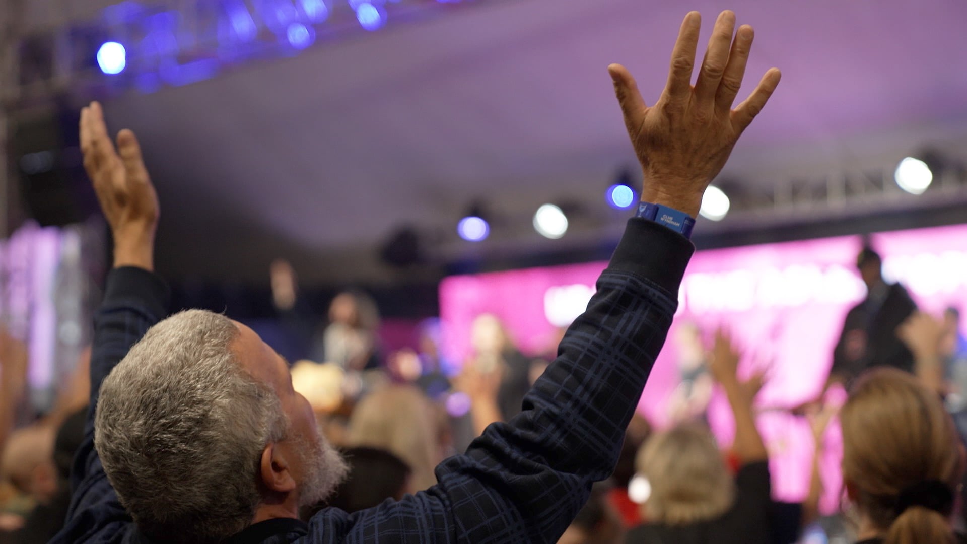 America: Faith On The Frontline