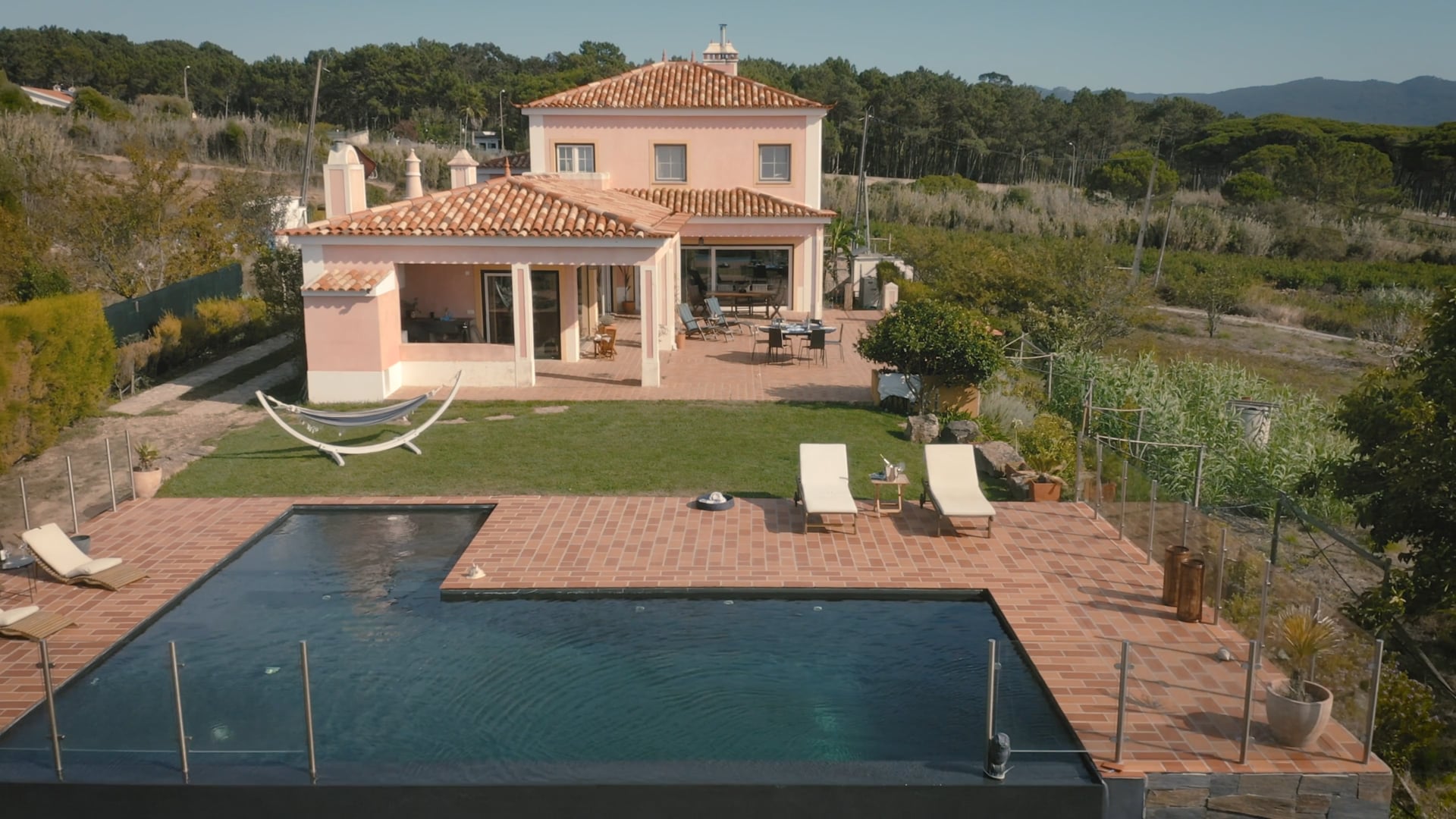 SEA SINTRA - Your escape in the portuguese wild coast