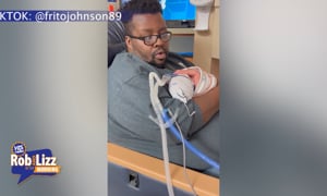 Dad Sings to His Newborn and Goes VIRAL