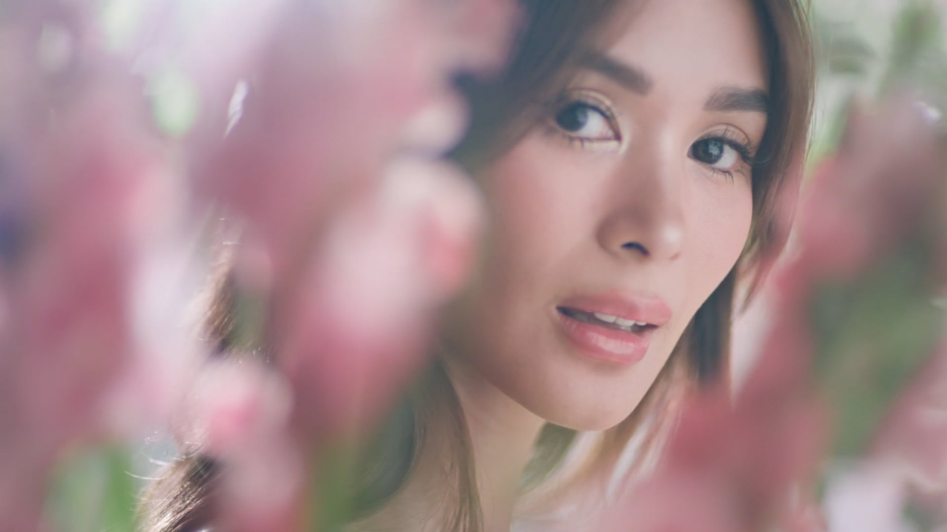 Avon - Eve Truth feat. Heart Evangelista