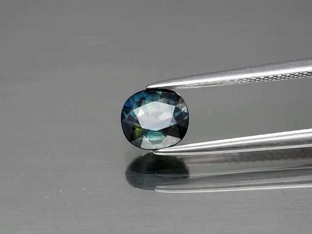 天然エメラルド ルース 1.2ct 6.5×5.4mm - agame.ag