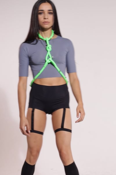 Video: Studded green neon Harness rope