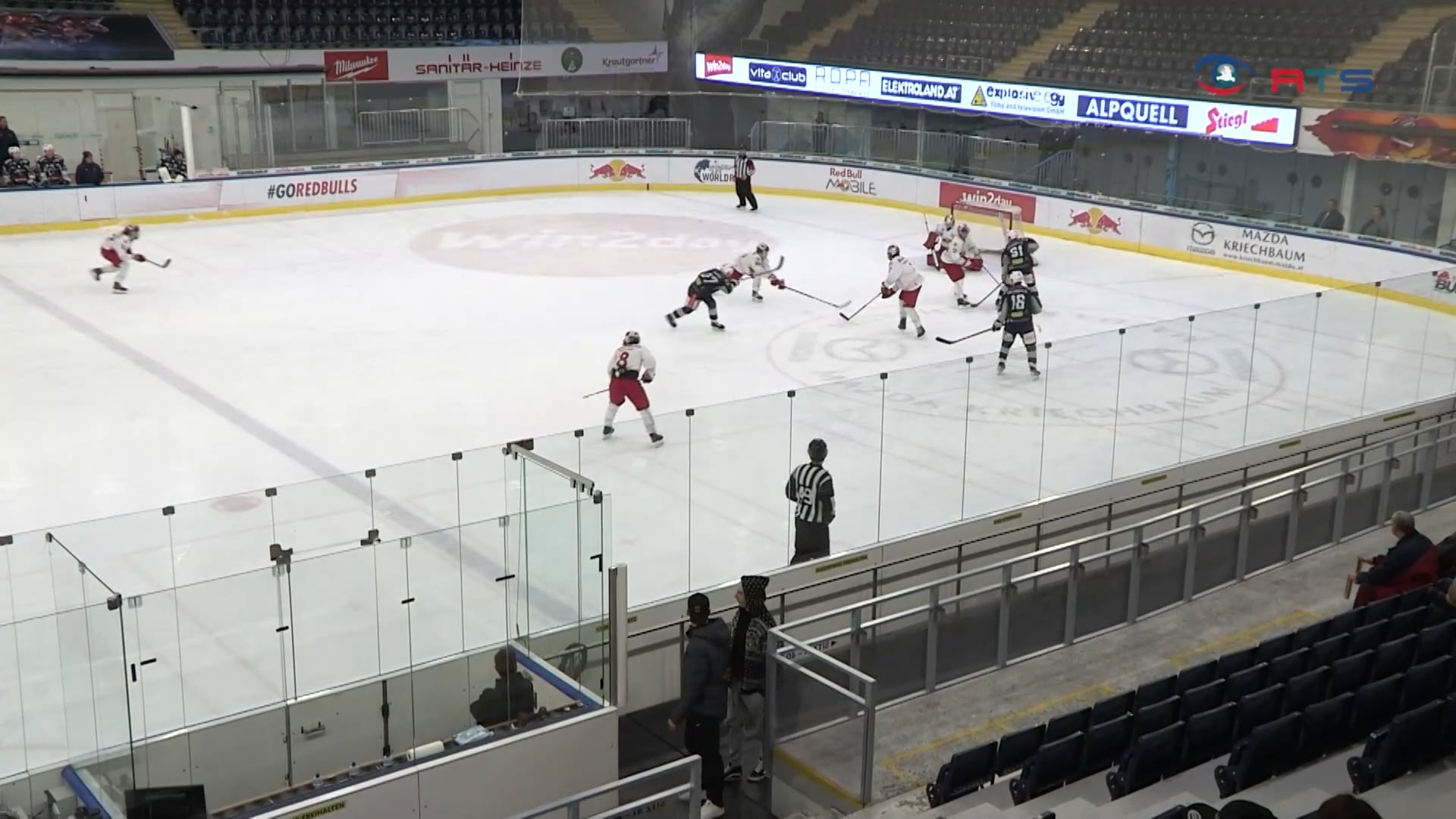 red-bull-hockey-juniors-gegen-die-unterland-cavaliers
