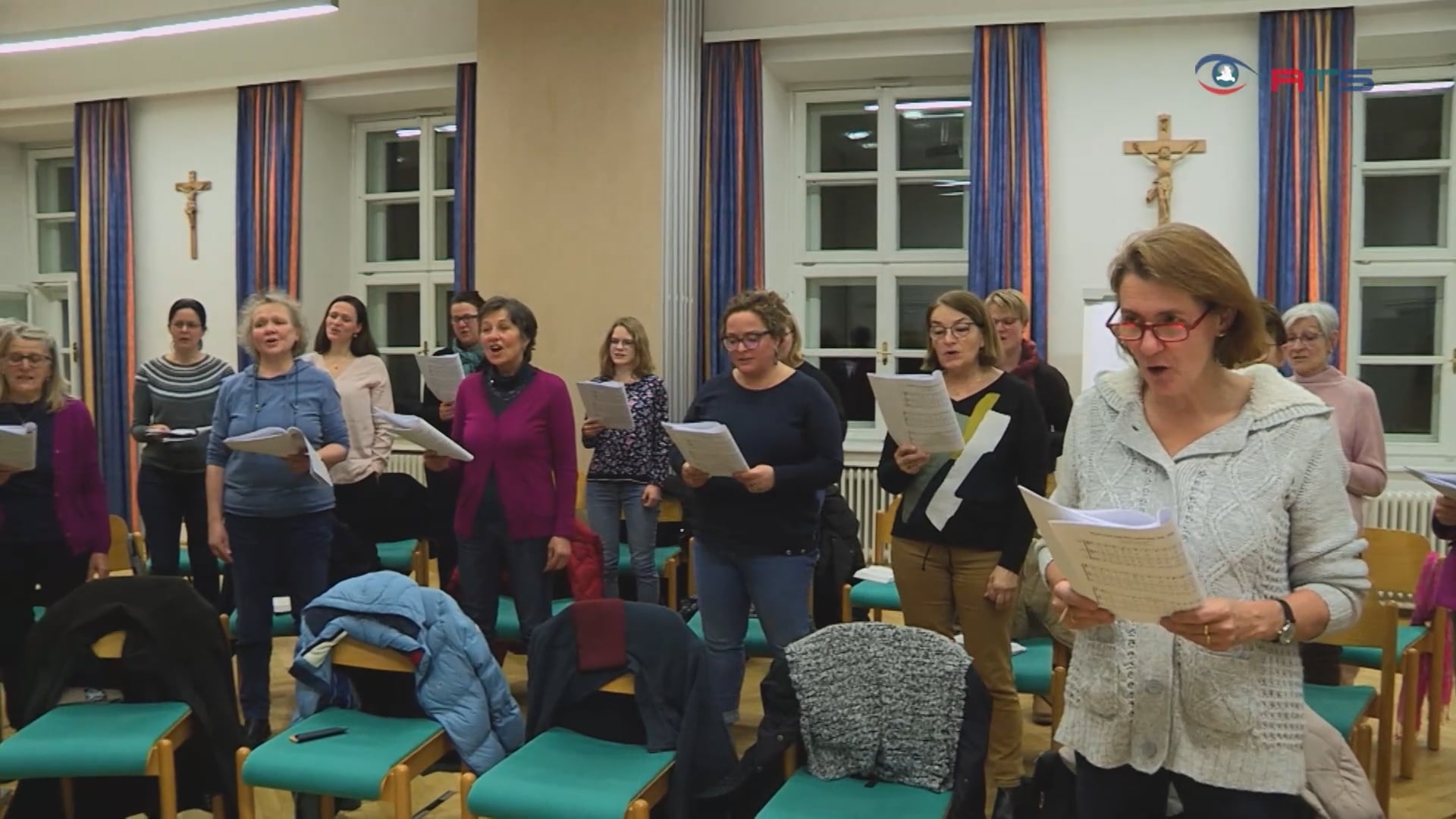 das-vierstimmige-singen-christlicher-lieder-in-der-neuauflage-des-gotteslobes-ist-gesangstechnisch-anspruchsvoll