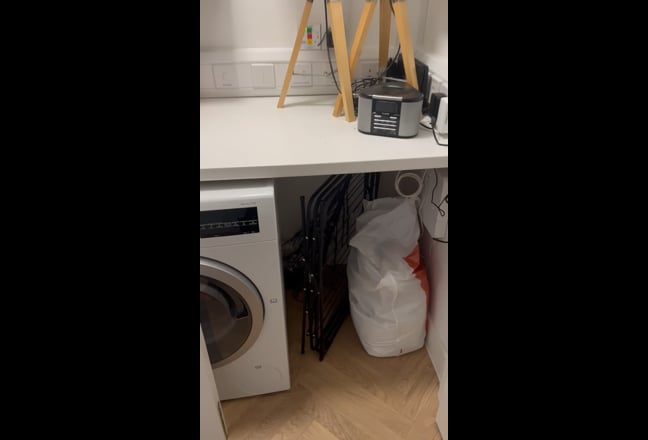 Video 1: room with desk and wardrobe 