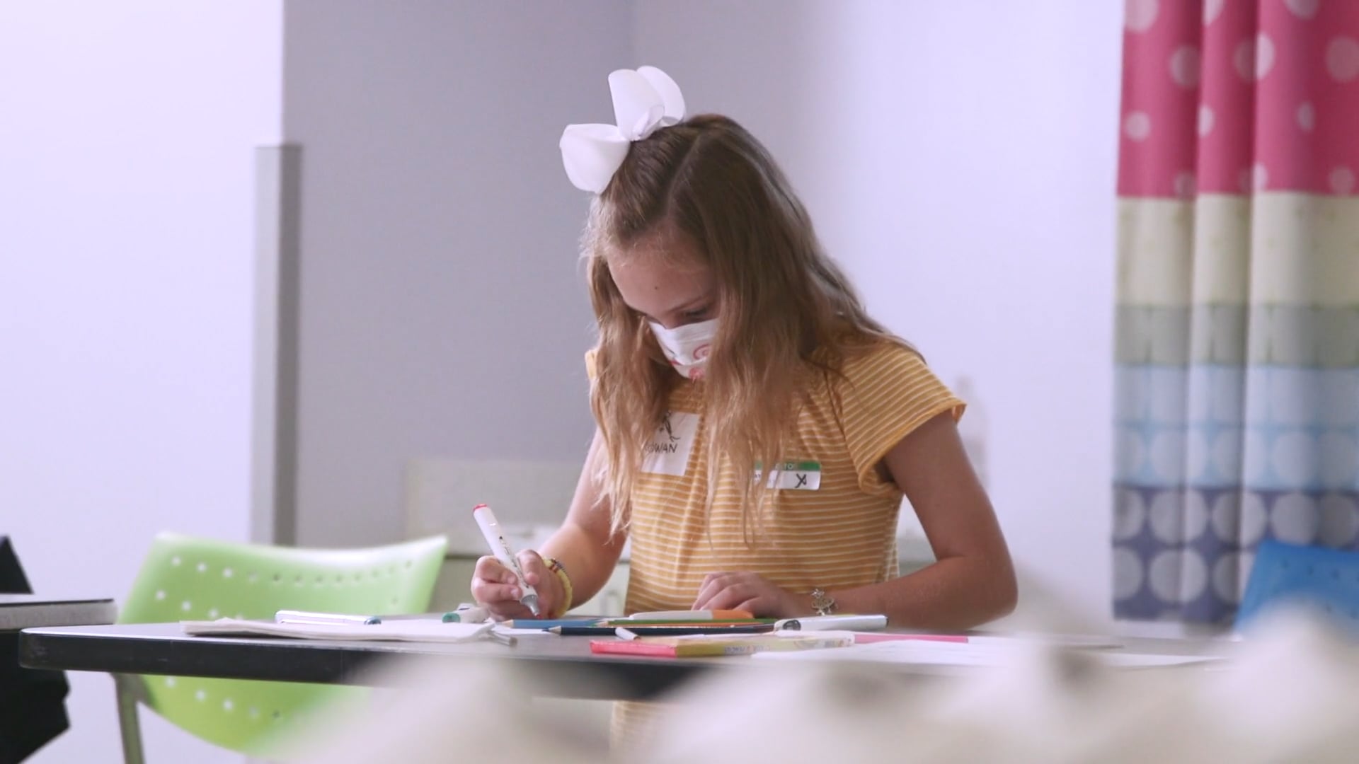 Meet Rowan, Cook Childrens Artist on Vimeo